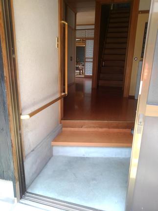 利用頻度の高い勝手口も、ご高齢夫婦に配慮しています。