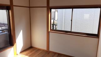 2階元和室→トイレ・洗面化粧室