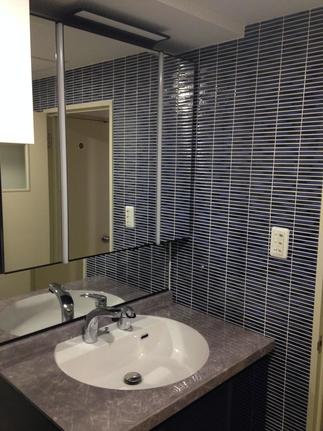 こだわり高級洗面化粧台＆タイル