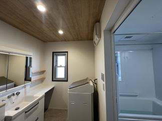 洗面脱衣室⇔UB