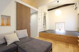 ★床下収納を兼ね備えた小上がり和室