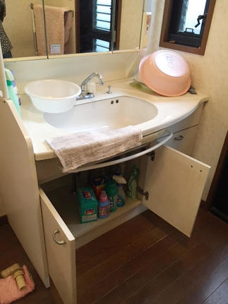 洗面台ビフォー