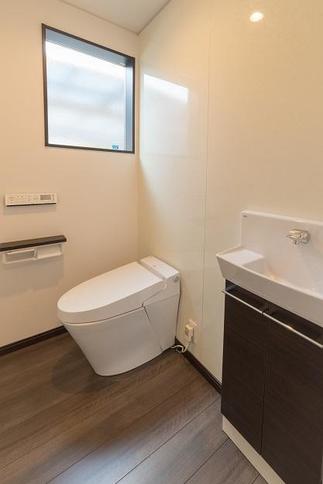 広々としたトイレ