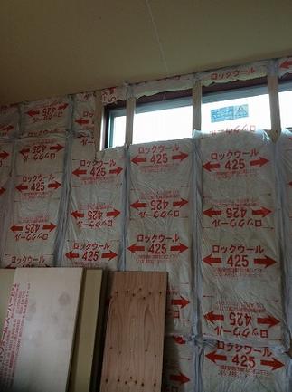 断熱材（ロックウール）