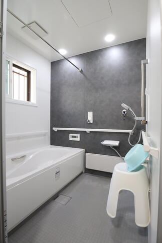 バスルーム：リデア