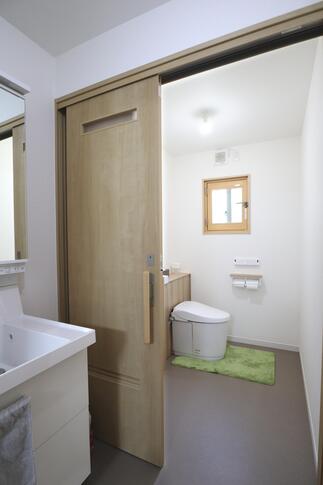 トイレ：Jフィット