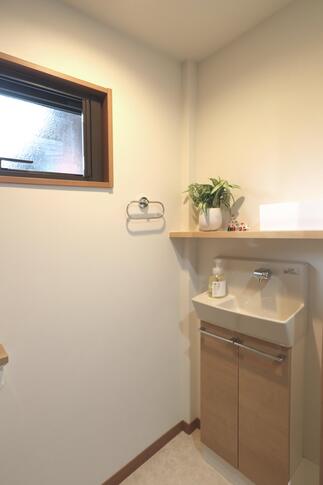 小物を飾れるスペースも