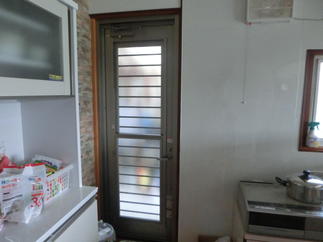 勝手口　施工後