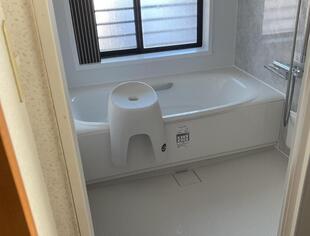 お掃除も楽ちんに！システムバス入替え工事