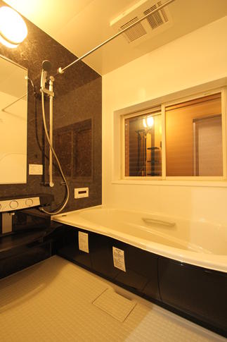 LIXIL　システムバスルーム　アライズ