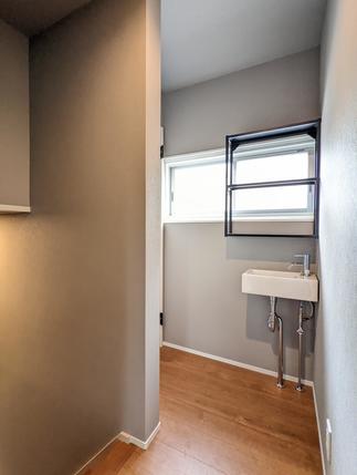 ２階廊下の手洗いコーナー