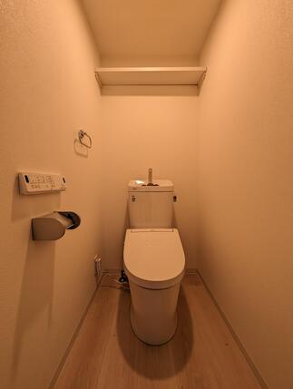 トイレ便器：「ベーシア」