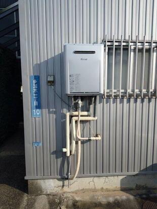 何十年連れ添った給湯器にお別れ(リンナイ給湯器に取替）