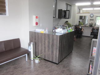 受付カウンター