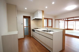 キッチン/LIXIL　アレスタ