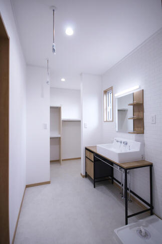 洗面/LIXIL『ランドリープラス』