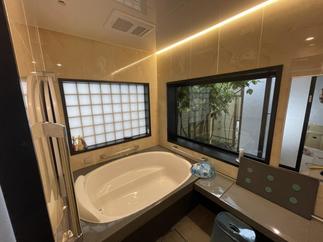 ライン照明が素敵です！