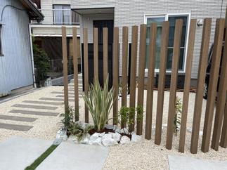 低木（下草）を植えた写真です②