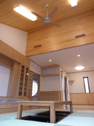 リビング吹抜け