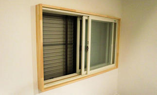 インプラスを入れて計３重サッシ