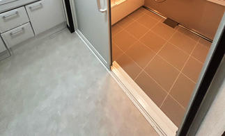 ストレスになっていた段差をバリアフリーに