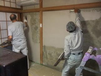 和室　綿壁からビニールクロスへ