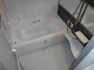 LIXIL システムバスルーム リノビオ