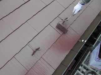 屋根 遮熱塗料で塗装させて頂きました。