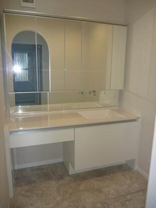 パウダールーム、トイレ施工