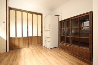 リビングとの仕切り