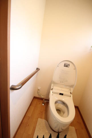 サティスGタイプ　フルオート便座