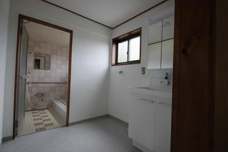 広々とした洗面化粧室♪