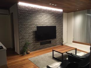 リビングの壁にエコカラット♪