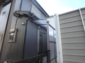 外壁・勝手口まわり　施工後