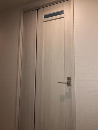 開き戸から折れ戸へ