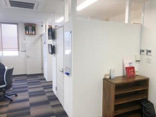 事務所内には書庫や更衣室も新設！