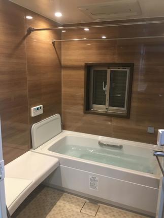 『マルチボード』でバスルームの楽しみ方が広がります。