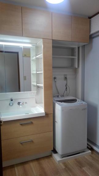 収納たっぷりの洗面化粧室！