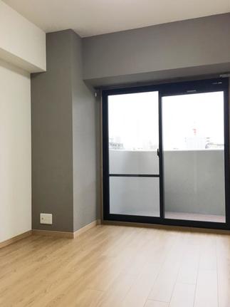 床をカーペット敷からフローリングへ！