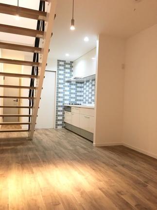 スケルトン階段で空間を最大限活用！