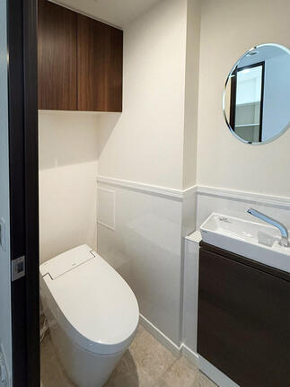 清掃などお手入れ簡単シンプルトイレ