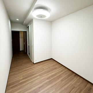 奥行の広い収納がある「洋室3」