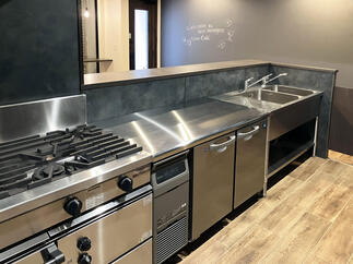 業務用のキッチンシステムを導入