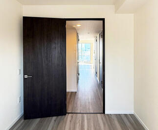 開き戸に替えた個室ドア