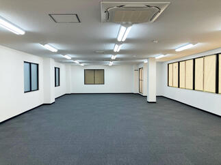 各フロアの執務空間