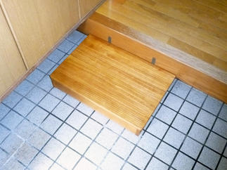 玄関 踏み台