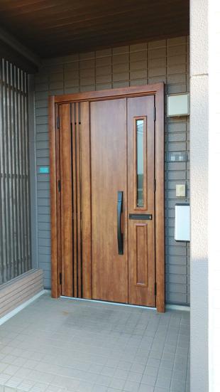 松江市　A様邸　LIXILリシェント玄関ドアで新年を迎える！