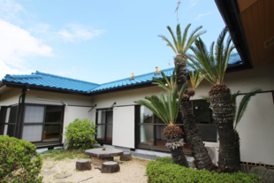 屋根にはシーサー！ 千葉にある沖縄風の平屋建て住宅！