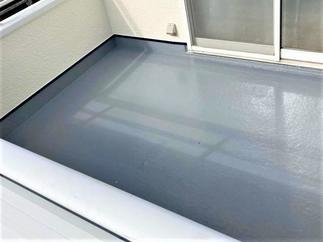 バルコニー床　トップコート塗装