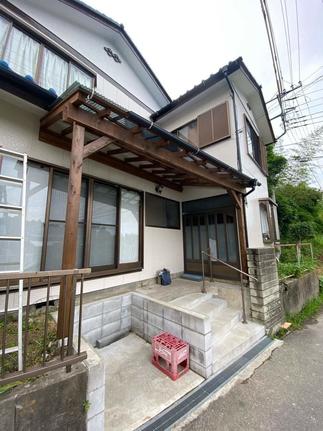 玄関前雨除け設置